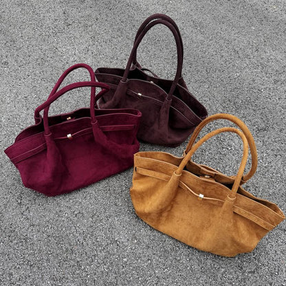 Suede Women'S New Autumn and Winter High-End Niche Design Large-Capacity Commuter Retro Handbag Perfect Mom a Fordable for Work Cute Work Suede Adjustable Strap Bucket Crossbody Purse Fall Handbag 2025 Large Capacity Women'S Bucket